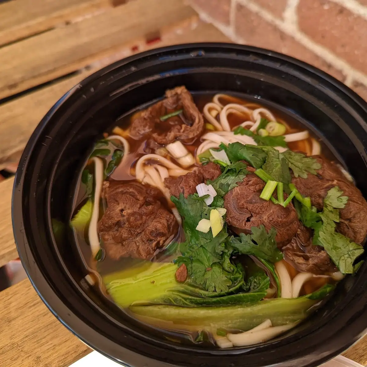taiwanese beef noodle soup 台灣牛肉麵